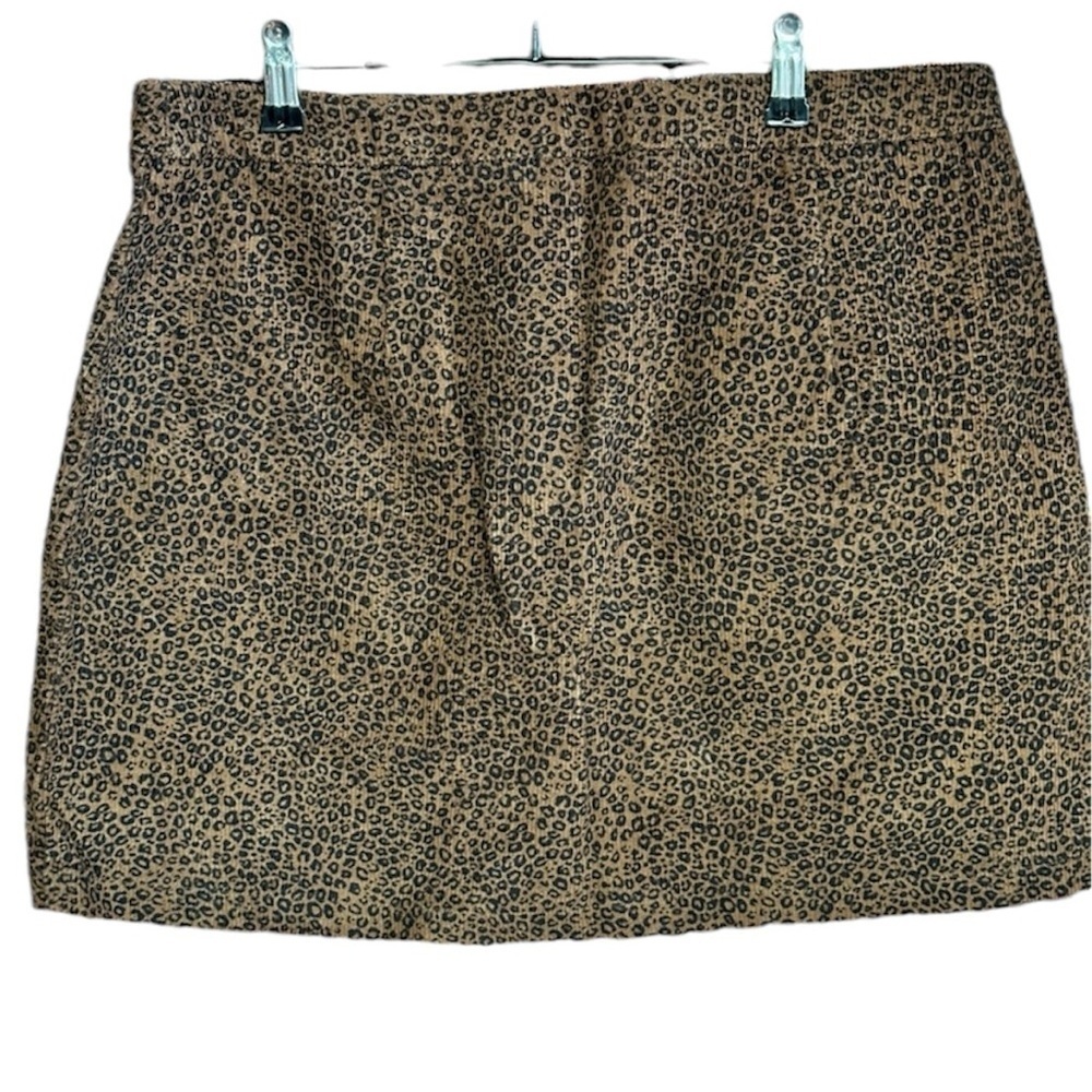 Amp Brown Leopard Print Corduroy
Mini Skirt XL Junior